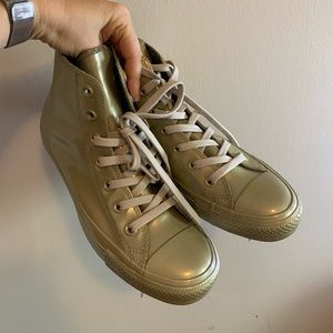 Gold metallic rubber converse